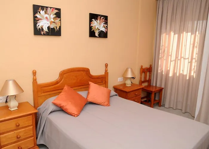 Torrenueva Park Отель *