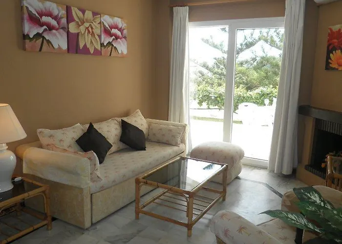 Torrenueva Park * Ла-Кала-де-Михас